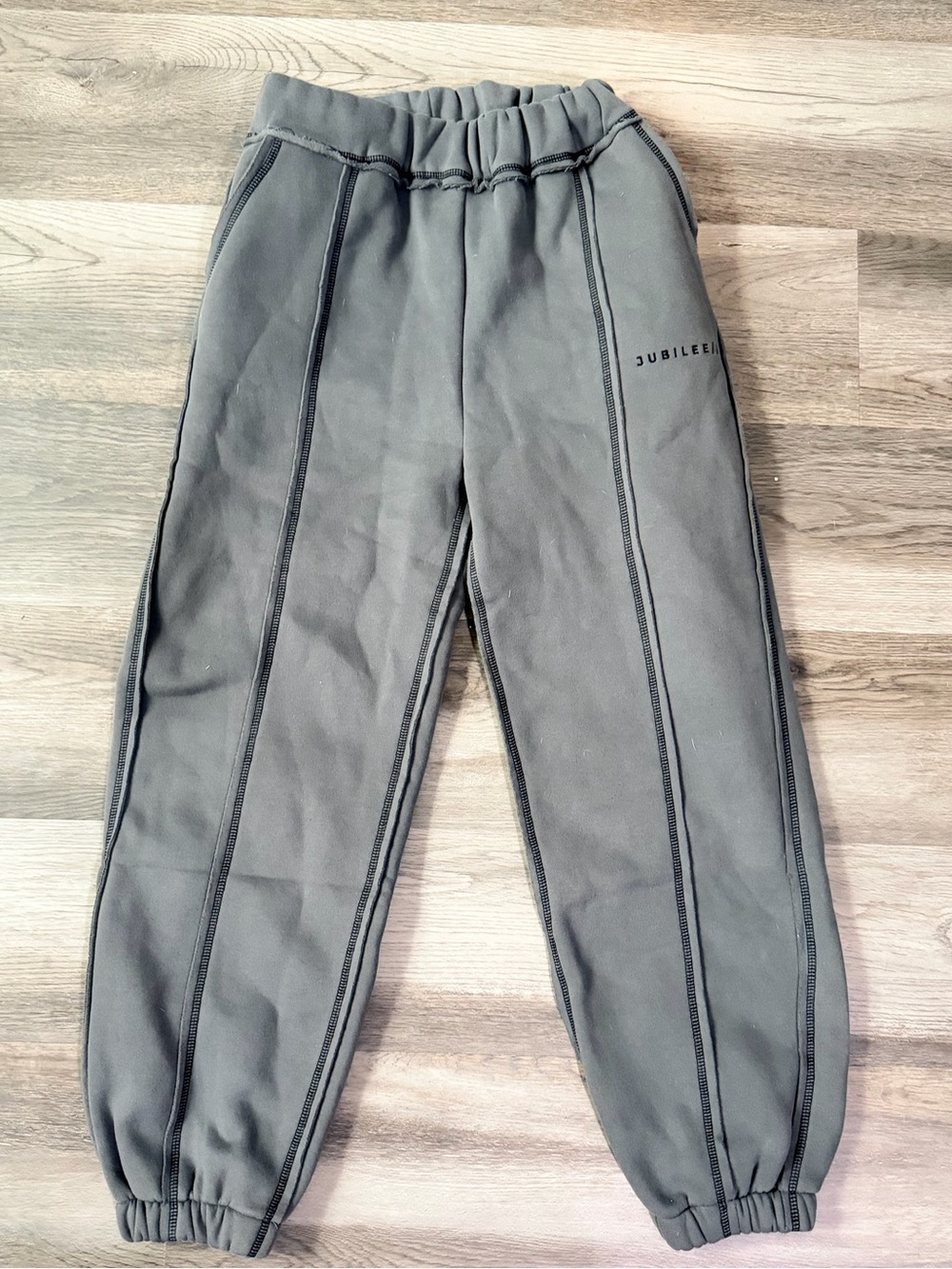 NEW Layere Jubilee Off Charcoal Inverted Stitching Sweatpants Gray Joggers Pants - Picture 8 of 16